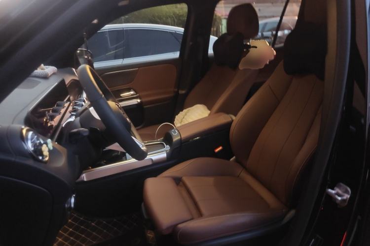 Used Mercedes-Benz GLB 2025 GLB 220 Sport Edition Left Front Seat