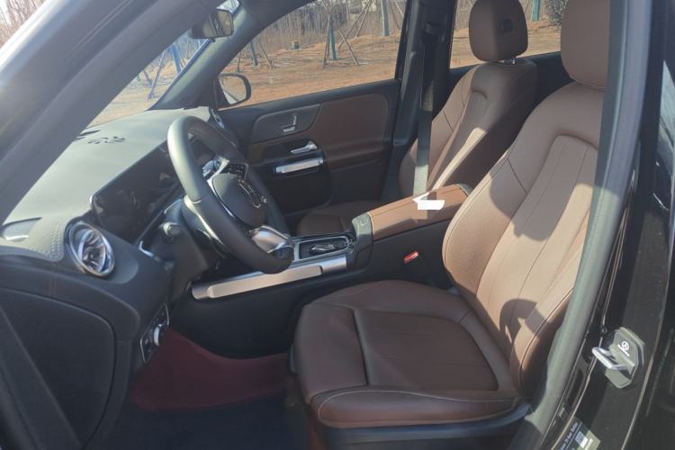 Used Mercedes-Benz GLB 2025 GLB 220 Sport Edition Left Front Seat