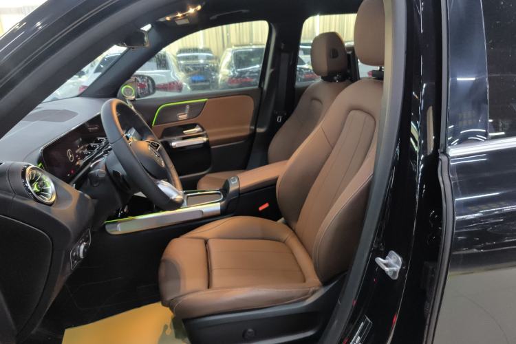 Used Mercedes-Benz GLB 2025 GLB 220 Sport Edition Left Front Seat
