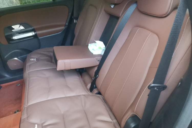 Used Mercedes-Benz GLB 2025 GLB 200 Dynamic Edition Left Rear Seat