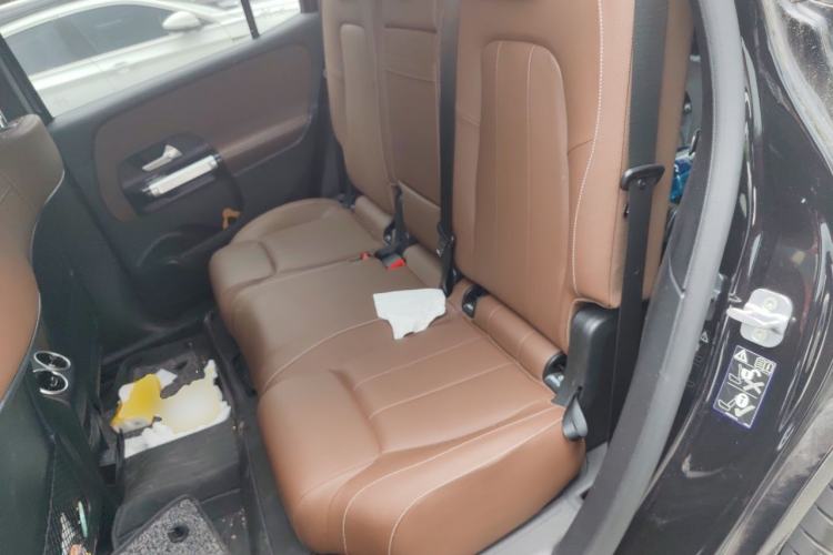 Used Mercedes-Benz GLB 2025 GLB 220 Sport Edition Left Rear Seat