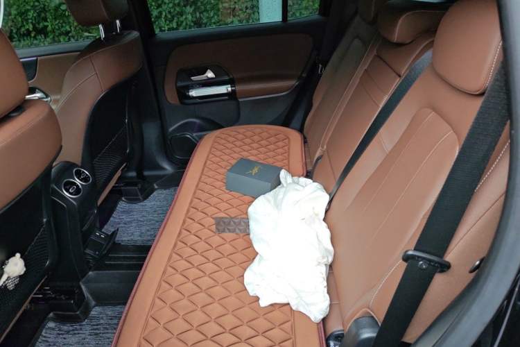 Used Mercedes-Benz GLB 2025 GLB 220 Sport Edition Left Rear Seat
