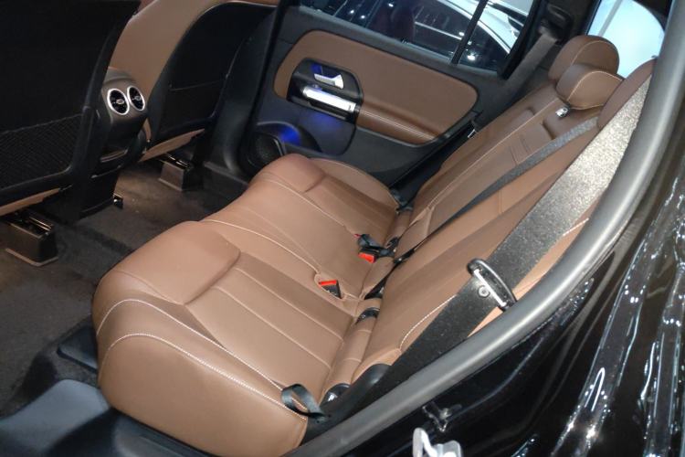Used Mercedes-Benz GLB 2025 GLB 220 Sport Edition Left Rear Seat