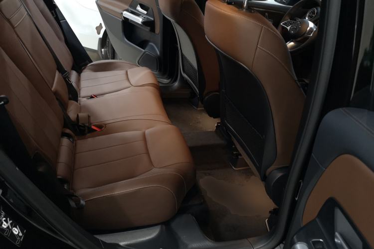 Used Mercedes-Benz GLB 2025 GLB 220 Sport Edition Left Rear Seat