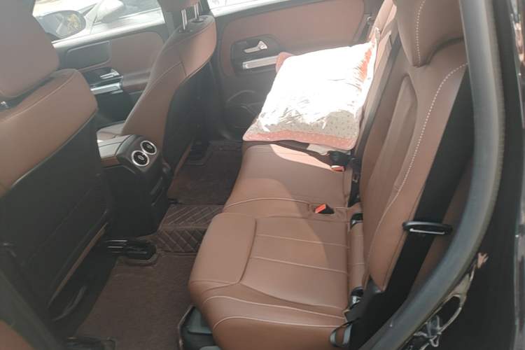 Used Mercedes-Benz GLB 2025 GLB 220 Sport Edition Left Rear Seat