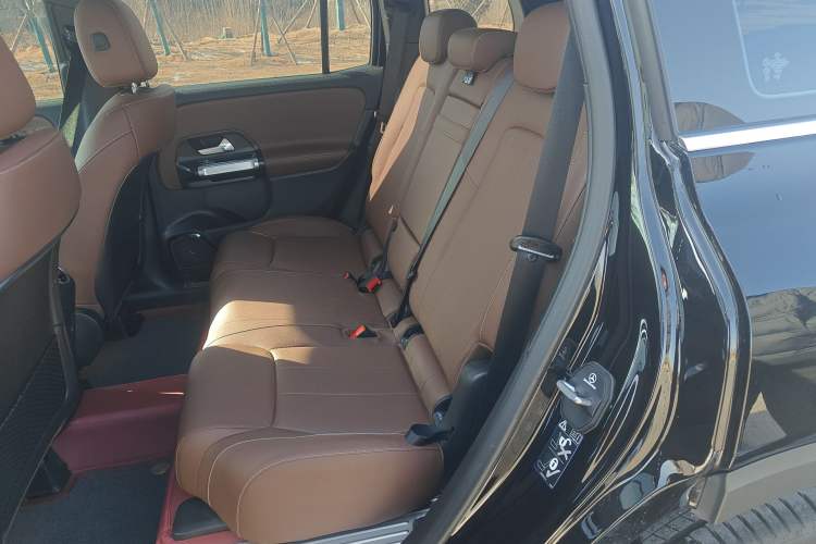 Used Mercedes-Benz GLB 2025 GLB 220 Sport Edition Left Rear Seat