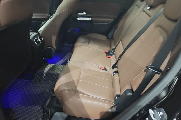 Used Mercedes-Benz GLB 2025 GLB 220 Sport Edition Left Rear Seat