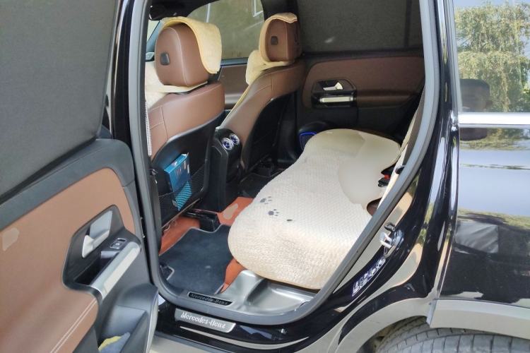 Used Mercedes-Benz GLB 2025 GLB 220 Fashion Model Left Rear Seat