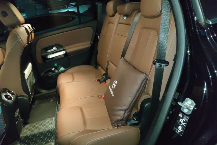 Used Mercedes-Benz GLB 2025 GLB 200 Dynamic Edition Left Rear Seat