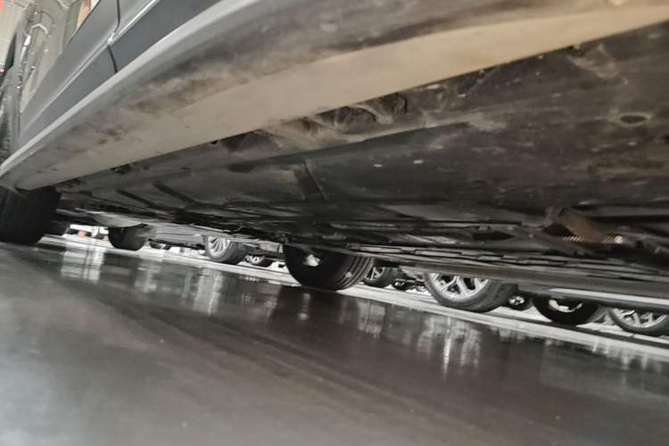 Used Mercedes-Benz GLB 2025 GLB 220 Sport Edition Left Side Sill