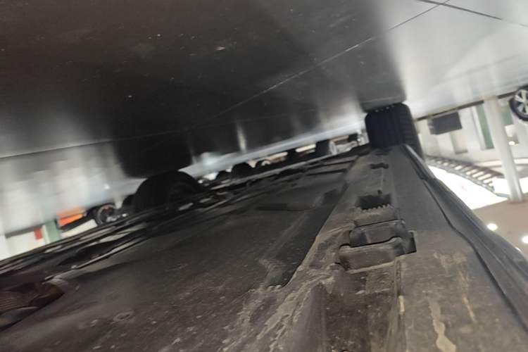 Used Mercedes-Benz GLB 2025 GLB 220 Sport Edition Left Side Sill