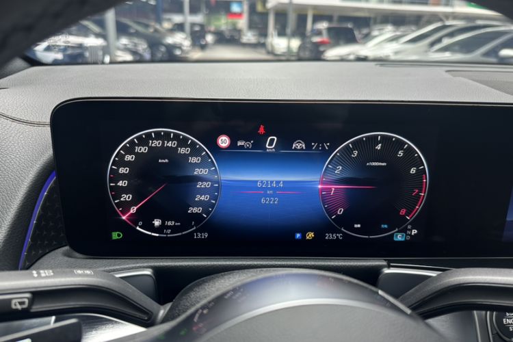 Used Mercedes-Benz GLB 2025 GLB 220 Sport Edition Odometer Close Up