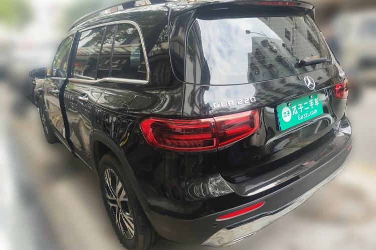 Used Mercedes-Benz GLB 2025 GLB 220 Sport Edition Rear Left 45 Deg