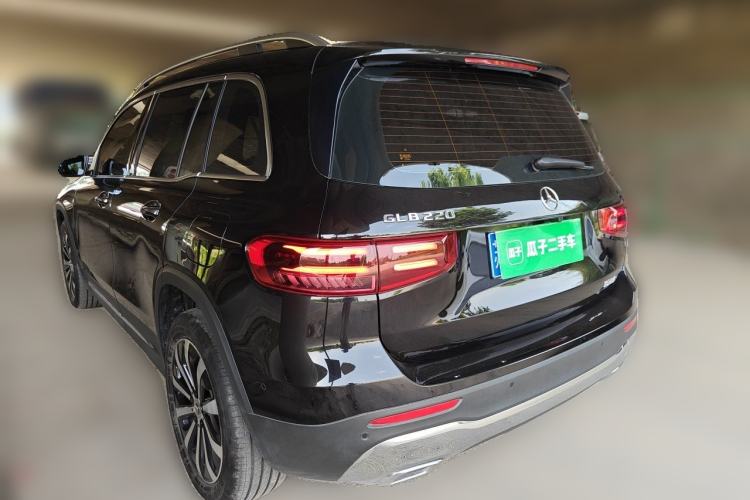 Used Mercedes-Benz GLB 2025 GLB 220 Fashion Model Rear Left 45 Deg