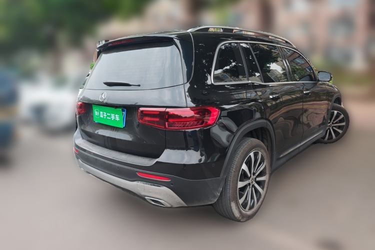 Used Mercedes-Benz GLB 2025 GLB 220 Fashion Model Rear Right 45 Deg