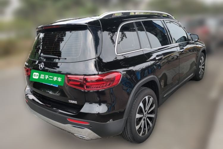Used Mercedes-Benz GLB 2025 GLB 220 Fashion Model Rear Right 45 Deg