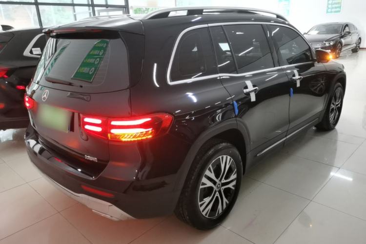 Used Mercedes-Benz GLB 2025 GLB 220 Sport Edition Rear Right 45 Deg