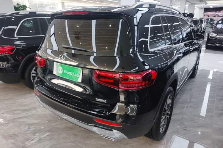 Used Mercedes-Benz GLB 2025 GLB 220 Sport Edition Rear Right 45 Deg