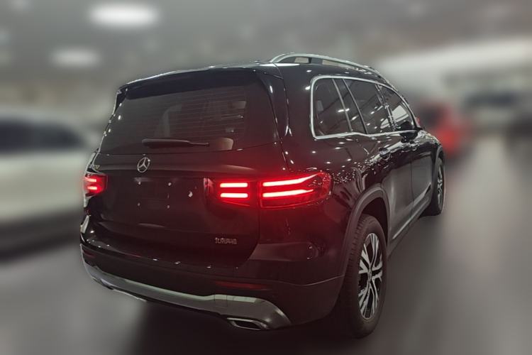 Used Mercedes-Benz GLB 2025 GLB 220 Sport Edition Rear Right 45 Deg