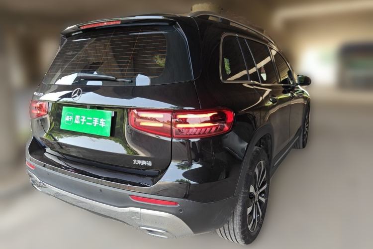 Used Mercedes-Benz GLB 2025 GLB 220 Fashion Model Rear Right 45 Deg