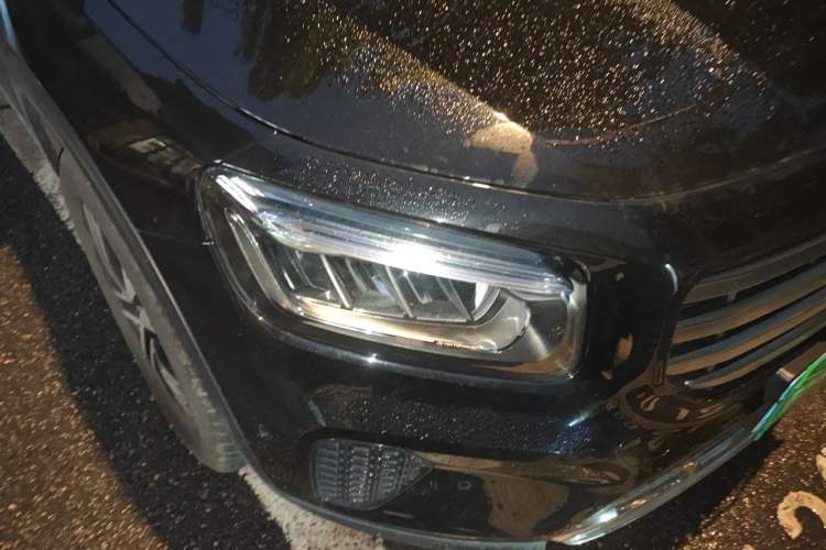 Used Mercedes-Benz GLB 2025 GLB 220 Sport Edition Right Front Headlight
