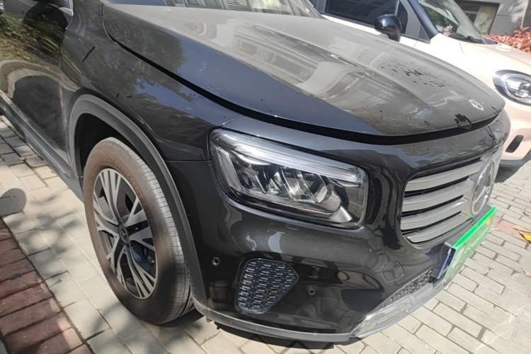 Used Mercedes-Benz GLB 2025 GLB 220 Sport Edition Right Front Headlight