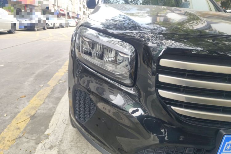 Used Mercedes-Benz GLB 2025 GLB 220 Sport Edition Right Front Headlight
