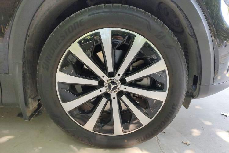 Used Mercedes-Benz GLB 2025 GLB 220 Fashion Model Right Front Wheel Hub