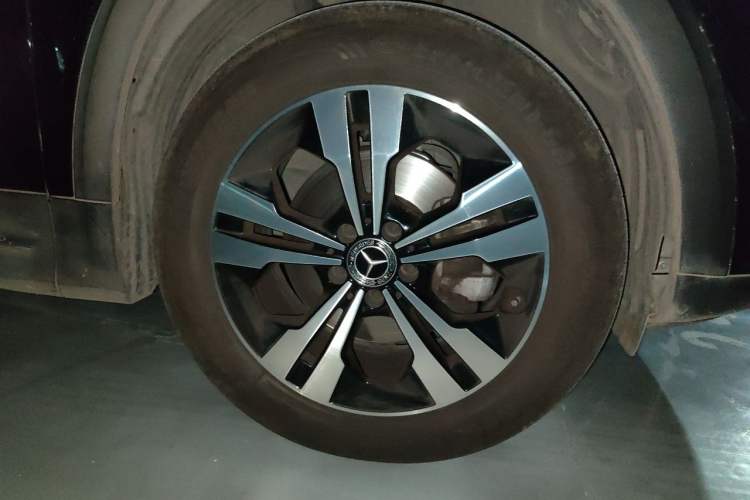 Used Mercedes-Benz GLB 2025 GLB 200 Dynamic Edition Right Front Wheel Hub