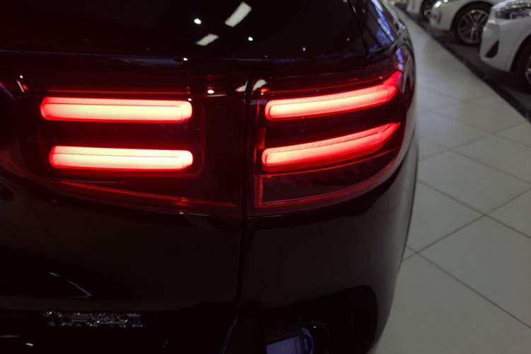 Used Mercedes-Benz GLB 2025 GLB 220 Sport Edition Right Rear Taillight