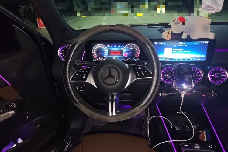Used Mercedes-Benz GLB 2025 GLB 220 Fashion Model Steering Wheel