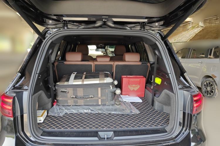 Used Mercedes-Benz GLB 2025 GLB 220 Fashion Model Trunk
