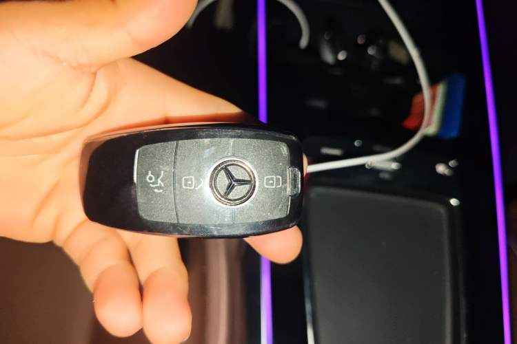 Used Mercedes-Benz GLB 2025 GLB 220 Fashion Model Vehicle Key