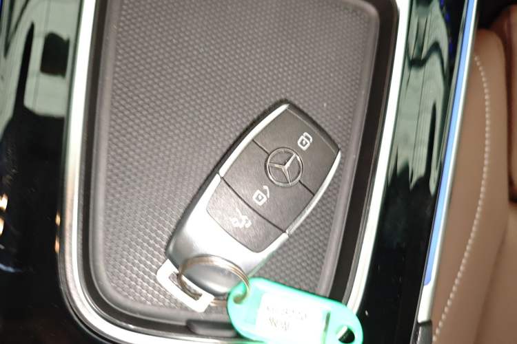 Used Mercedes-Benz GLB 2025 GLB 220 Fashion Model Vehicle Key