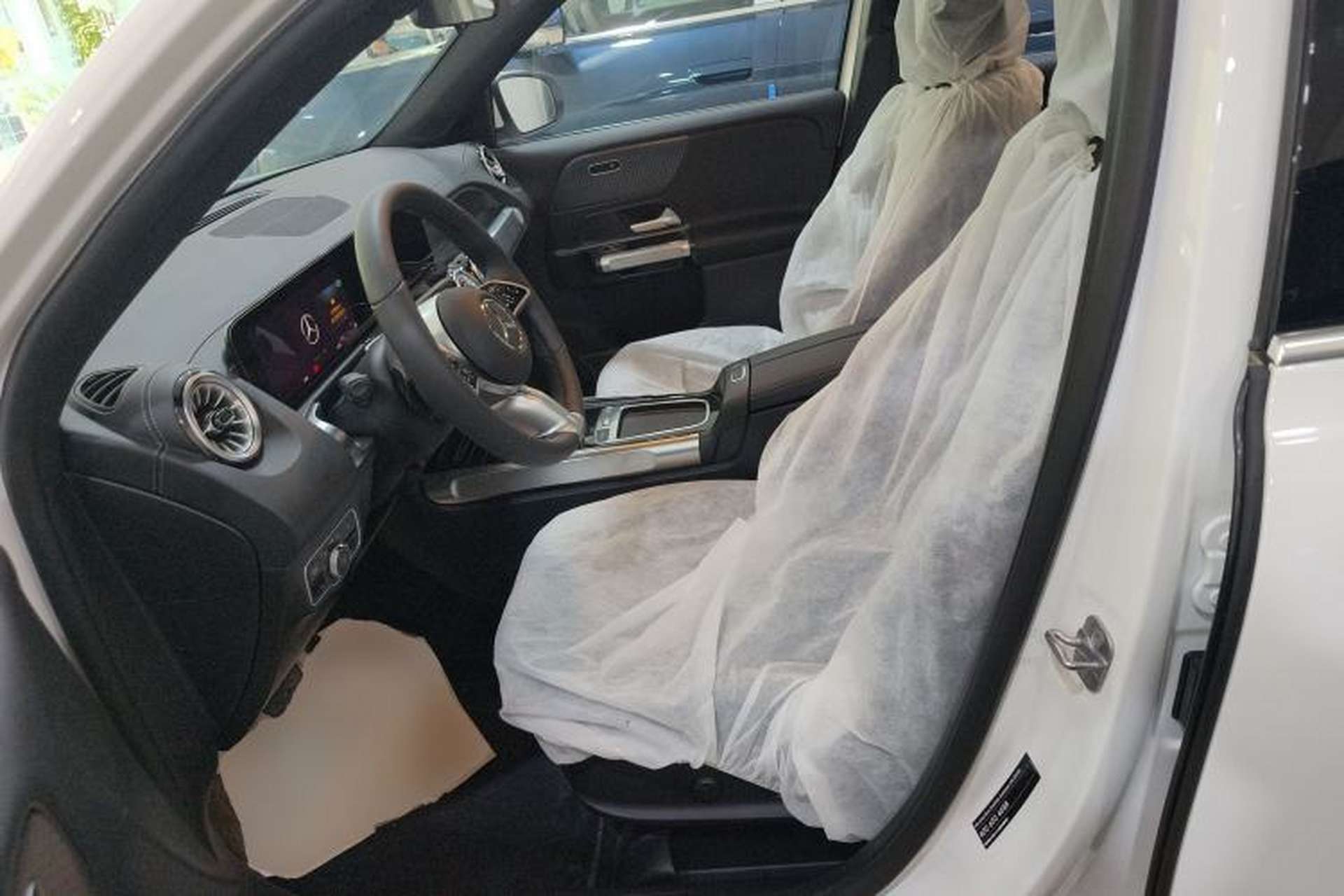Used Mercedes-Benz GLB 2025 GLB 220 Sport Edition Left Front Seat