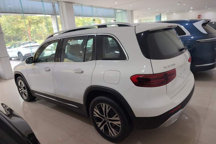 Used Mercedes-Benz GLB 2025 GLB 220 Sport Edition Left Side