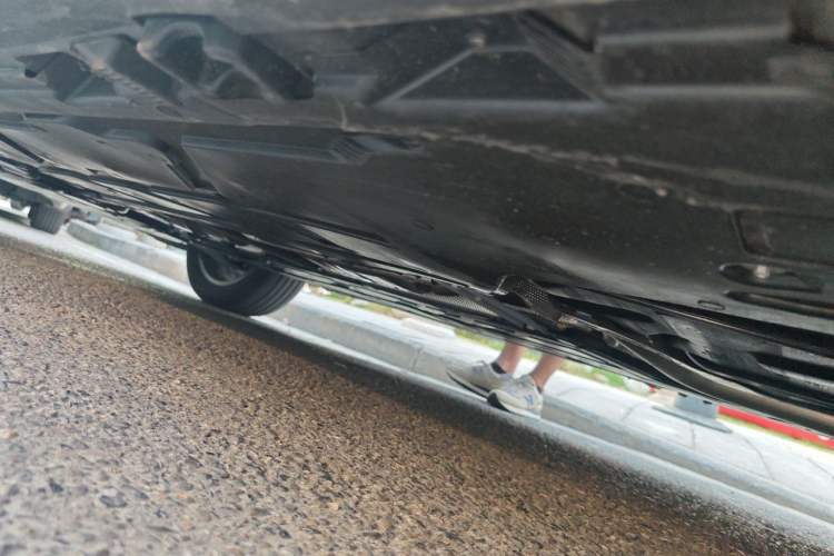 Used Mercedes-Benz GLB 2026 GLB 220 Dynamic Model Chassis Rear Left