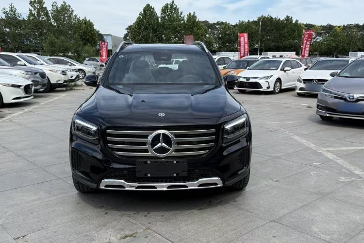 Used Mercedes-Benz GLB 2026 GLB 220 Dynamic Model Exterior 1