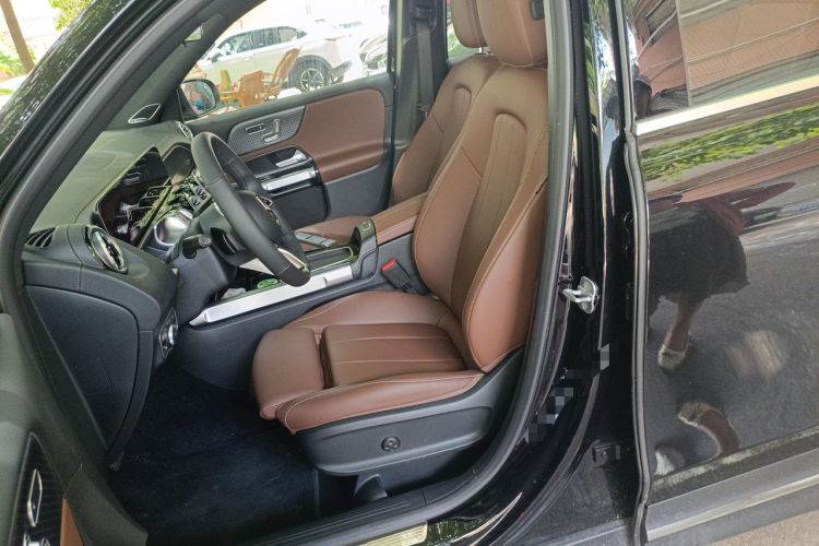 Used Mercedes-Benz GLB 2026 GLB 220 Fashion Model Left Front Seat