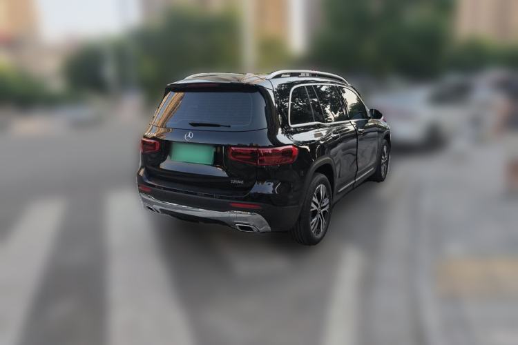 Used Mercedes-Benz GLB 2026 GLB 220 Dynamic Model Rear Right 45 Deg