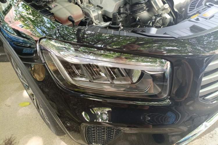 Used Mercedes-Benz GLB 2026 GLB 220 Fashion Model Right Front Headlight