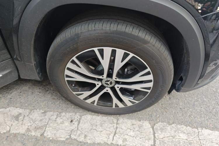 Used Mercedes-Benz GLB 2026 GLB 220 Dynamic Model Right Front Wheel Hub