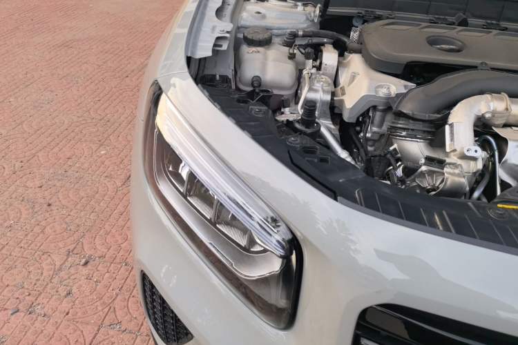 Used Mercedes-Benz GLB 2026 GLB 220 Collector’s Edition Engine Bay Right