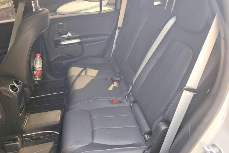 Used Mercedes-Benz GLB 2026 GLB 220 Collector’s Edition Left Rear Seat