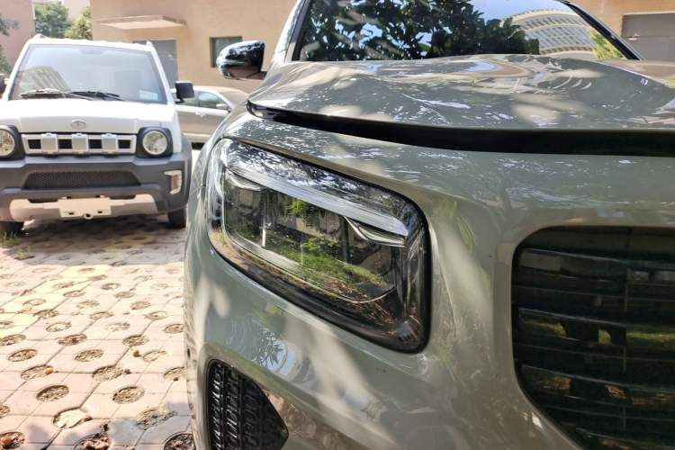 Used Mercedes-Benz GLB 2026 GLB 220 Collector’s Edition Right Front Headlight