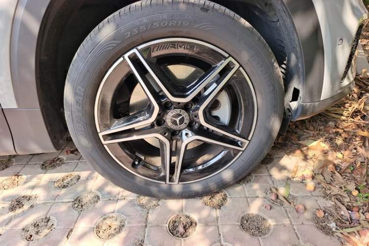 Used Mercedes-Benz GLB 2026 GLB 220 Collector’s Edition Right Front Wheel Hub