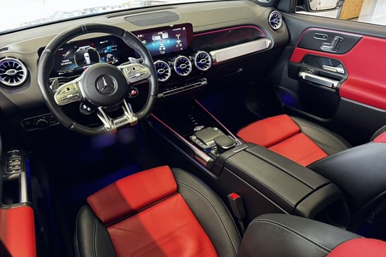 Used Mercedes-Benz GLB AMG 2021-Year Restyled AMG GLB 35 4MATIC Interior 14