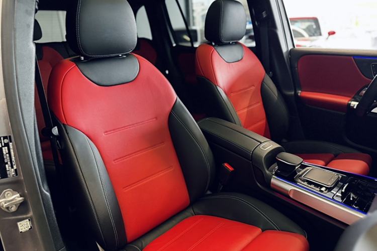 Used Mercedes-Benz GLB AMG 2021-Year Restyled AMG GLB 35 4MATIC Interior 5