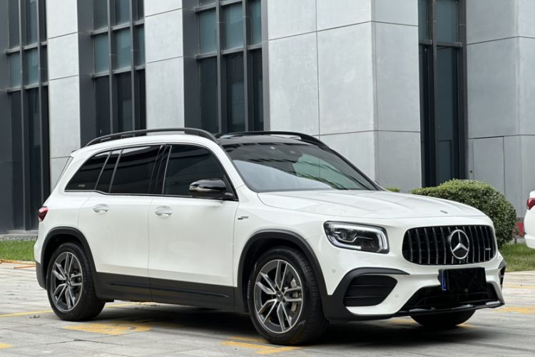 Used Mercedes-Benz GLB AMG 2022 AMG GLB 35 4MATIC Exterior 2