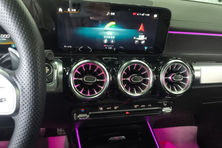 Used Mercedes-Benz GLB AMG 2021 AMG GLB 35 4MATIC Audio And AC Panel